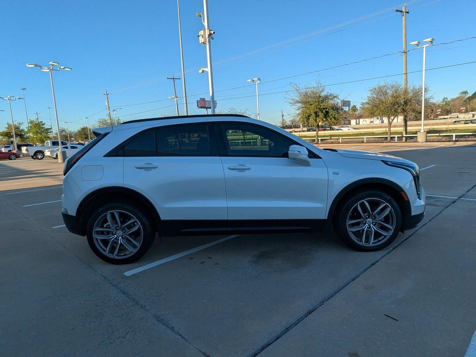 2022 Cadillac XT4 Sport