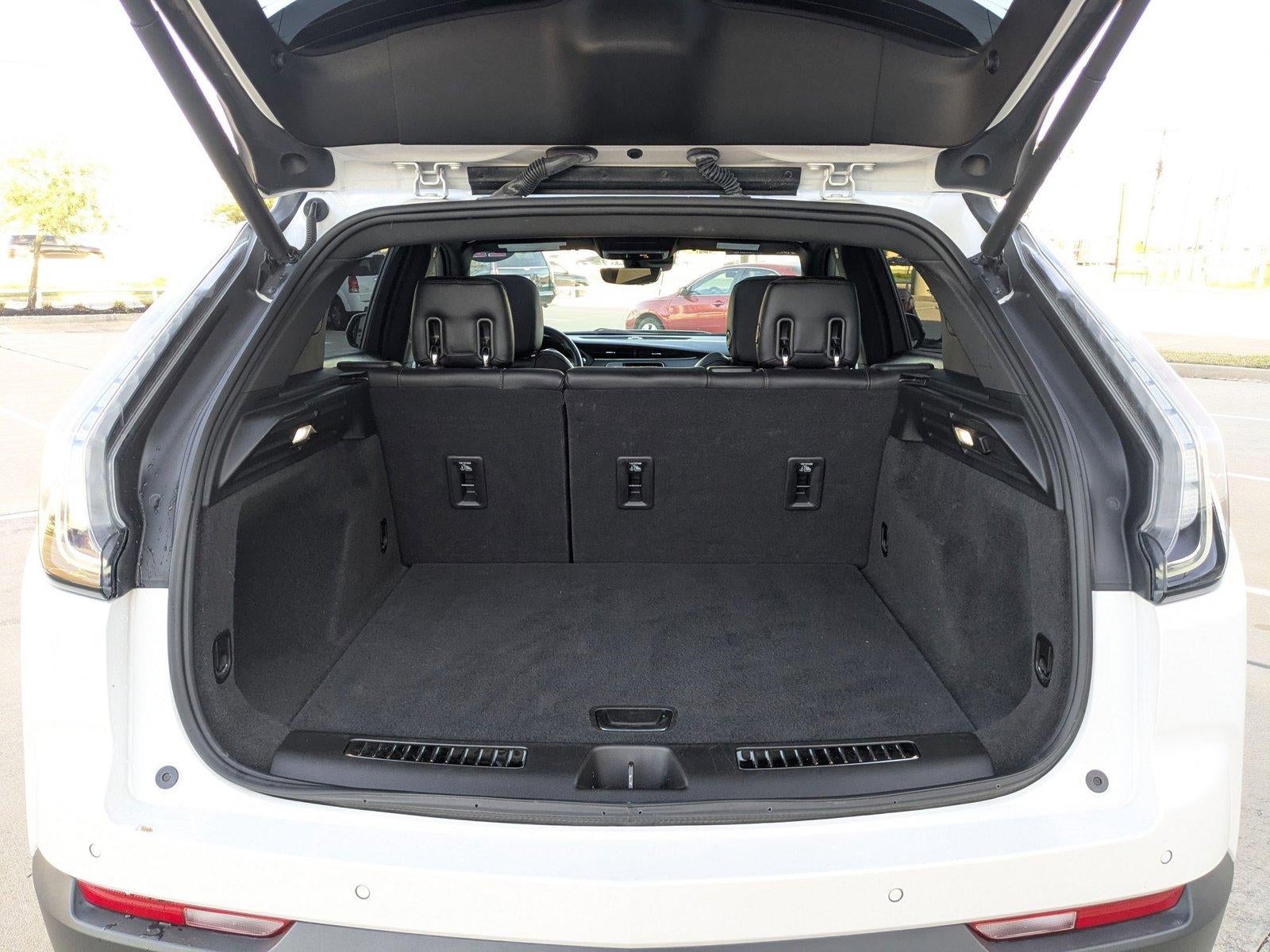 2022 Cadillac XT4 Sport