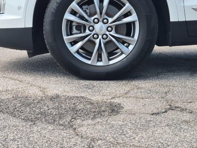 2022 Cadillac XT5 FWD Premium Luxury