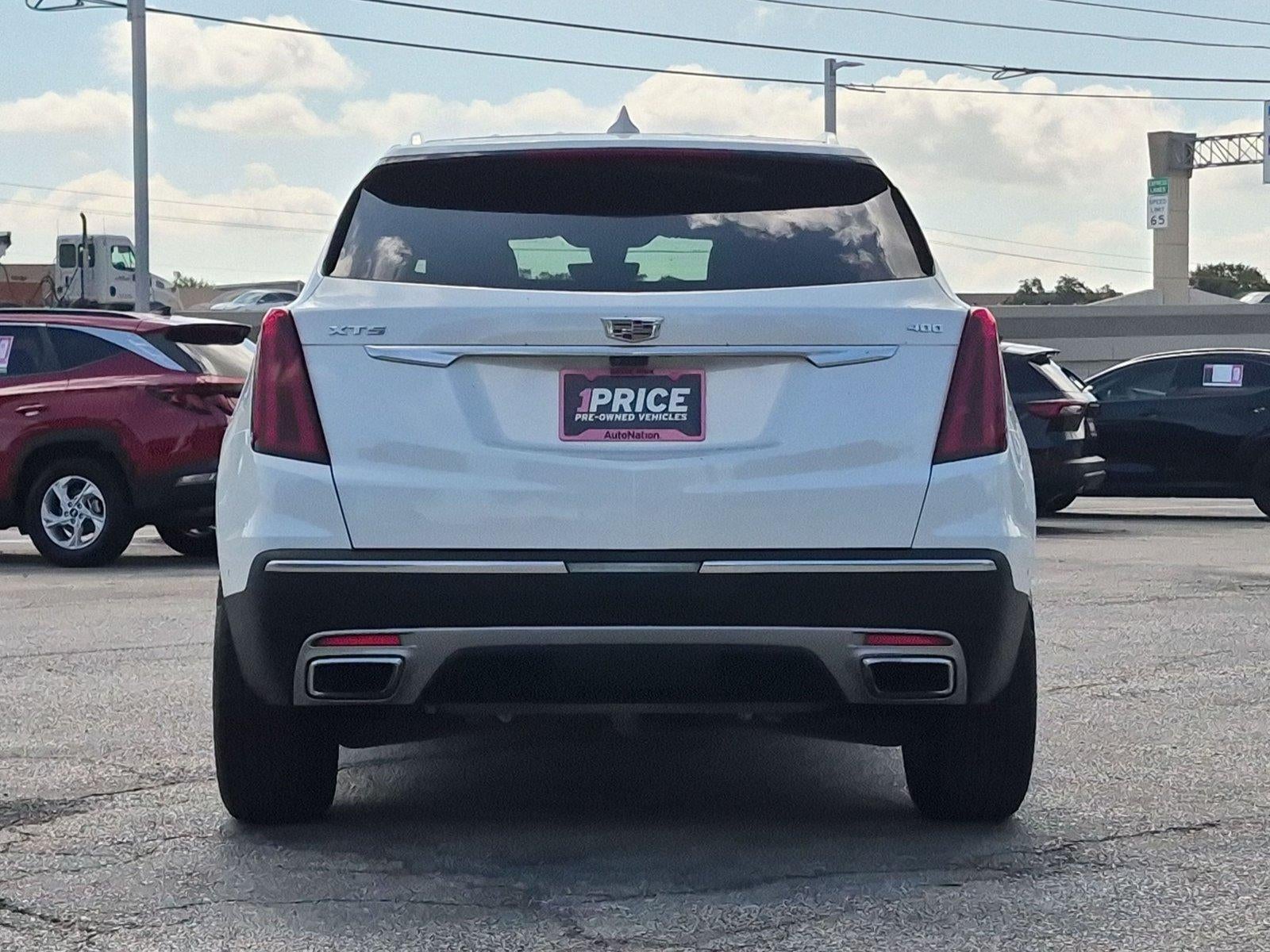 2022 Cadillac XT5 FWD Premium Luxury