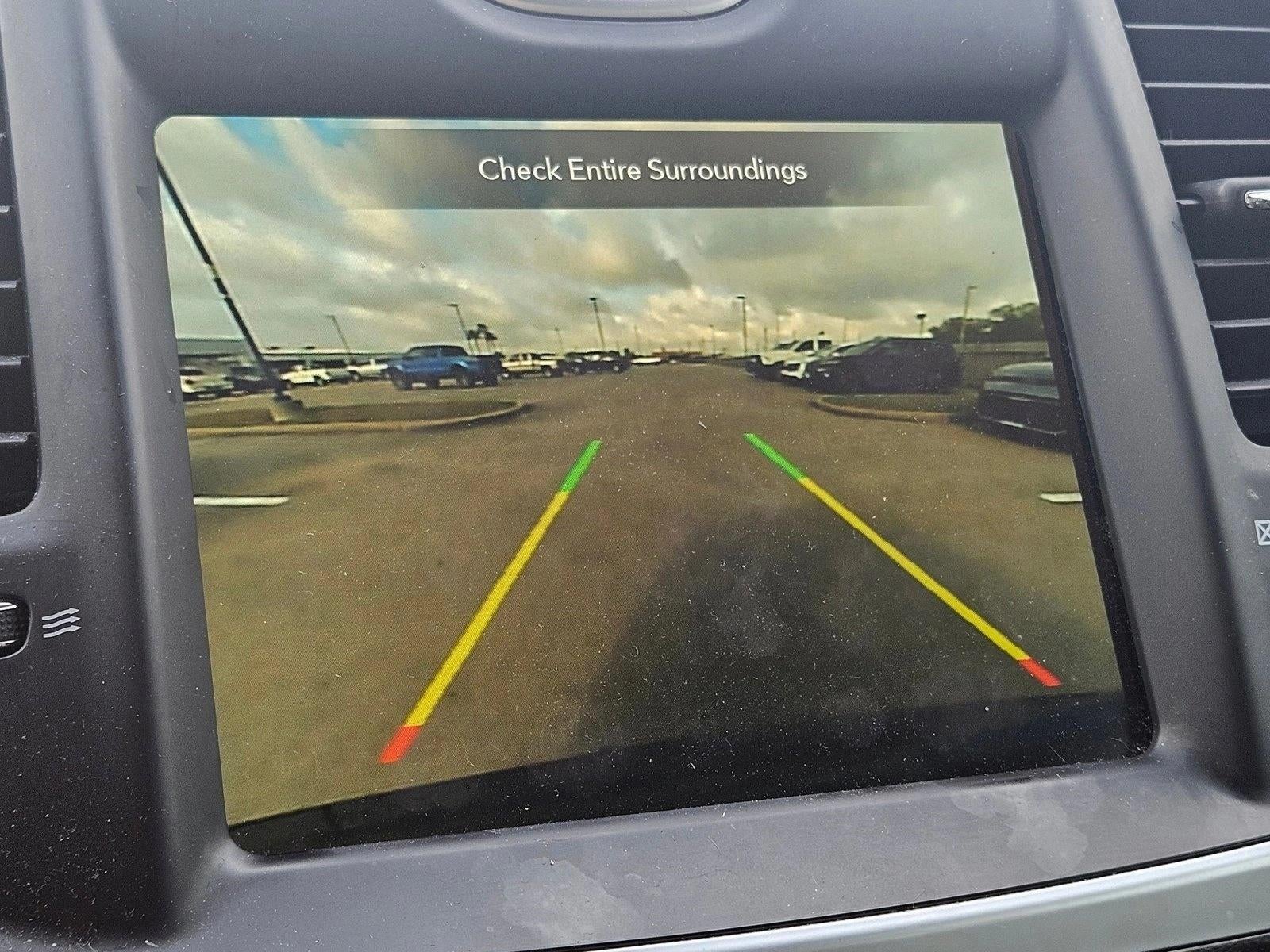 2022 Chrysler 300 Touring L