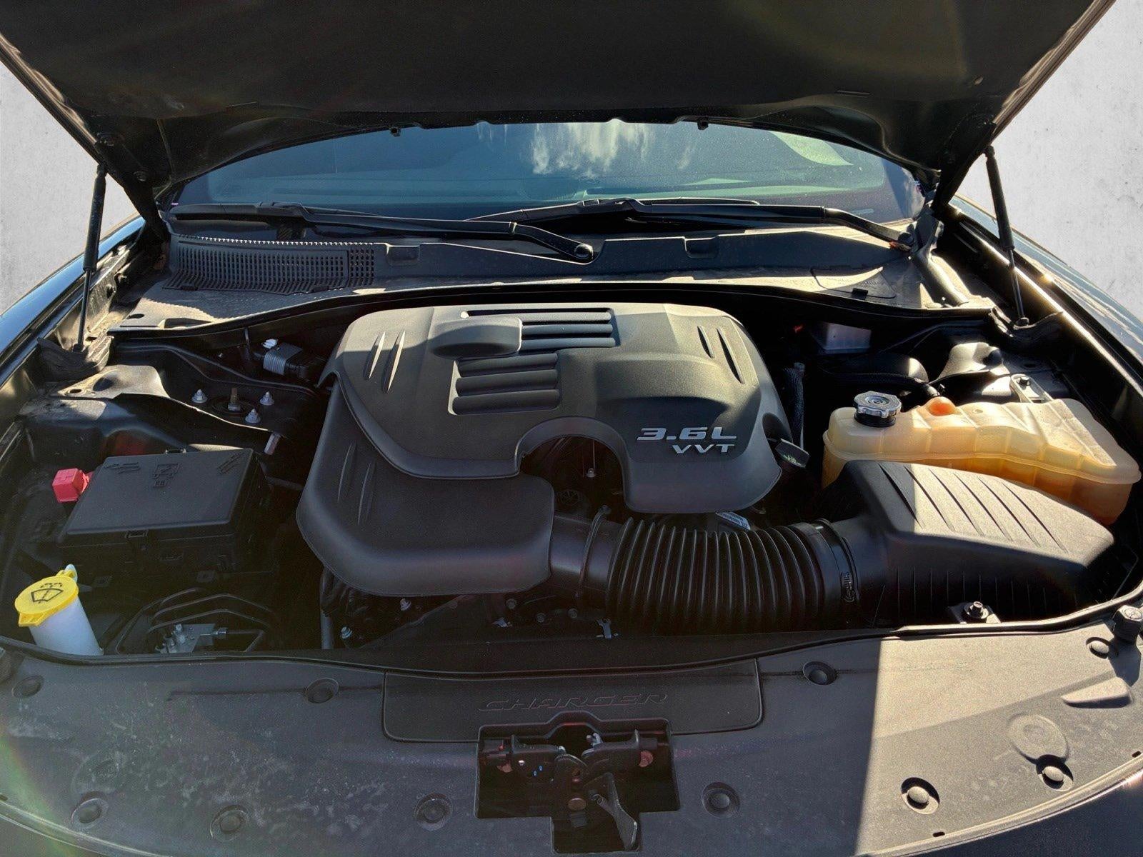 2020 Dodge Charger SXT RWD