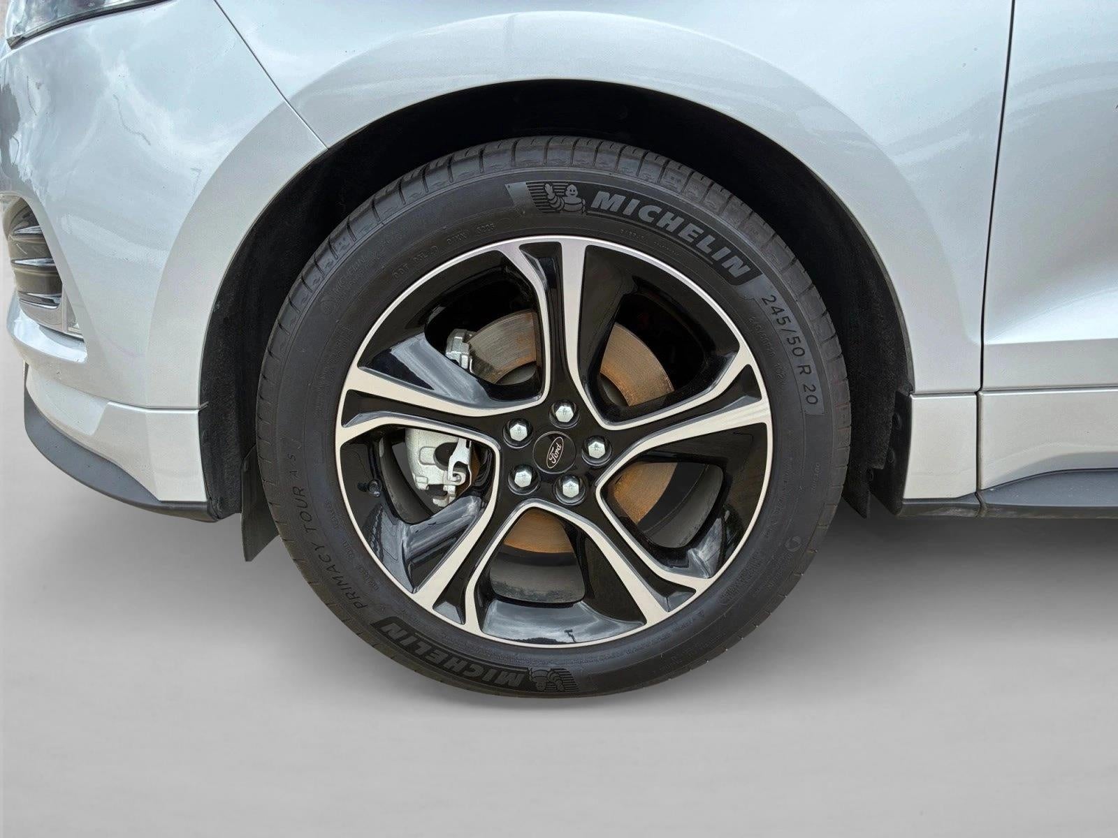 2019 Ford Edge ST