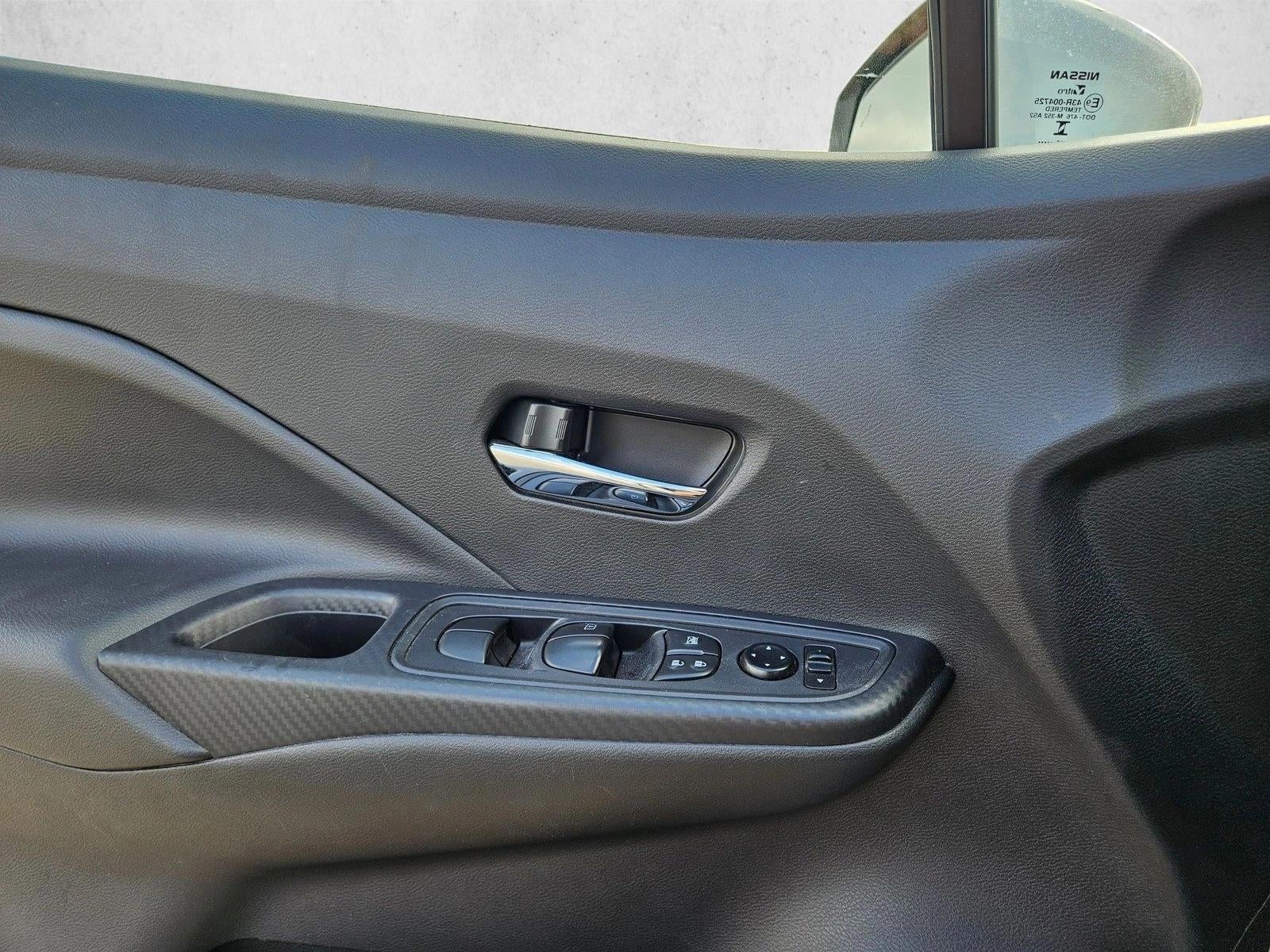 2023 Nissan Versa SV