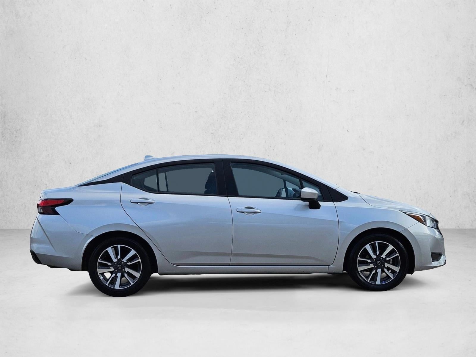 2023 Nissan Versa SV