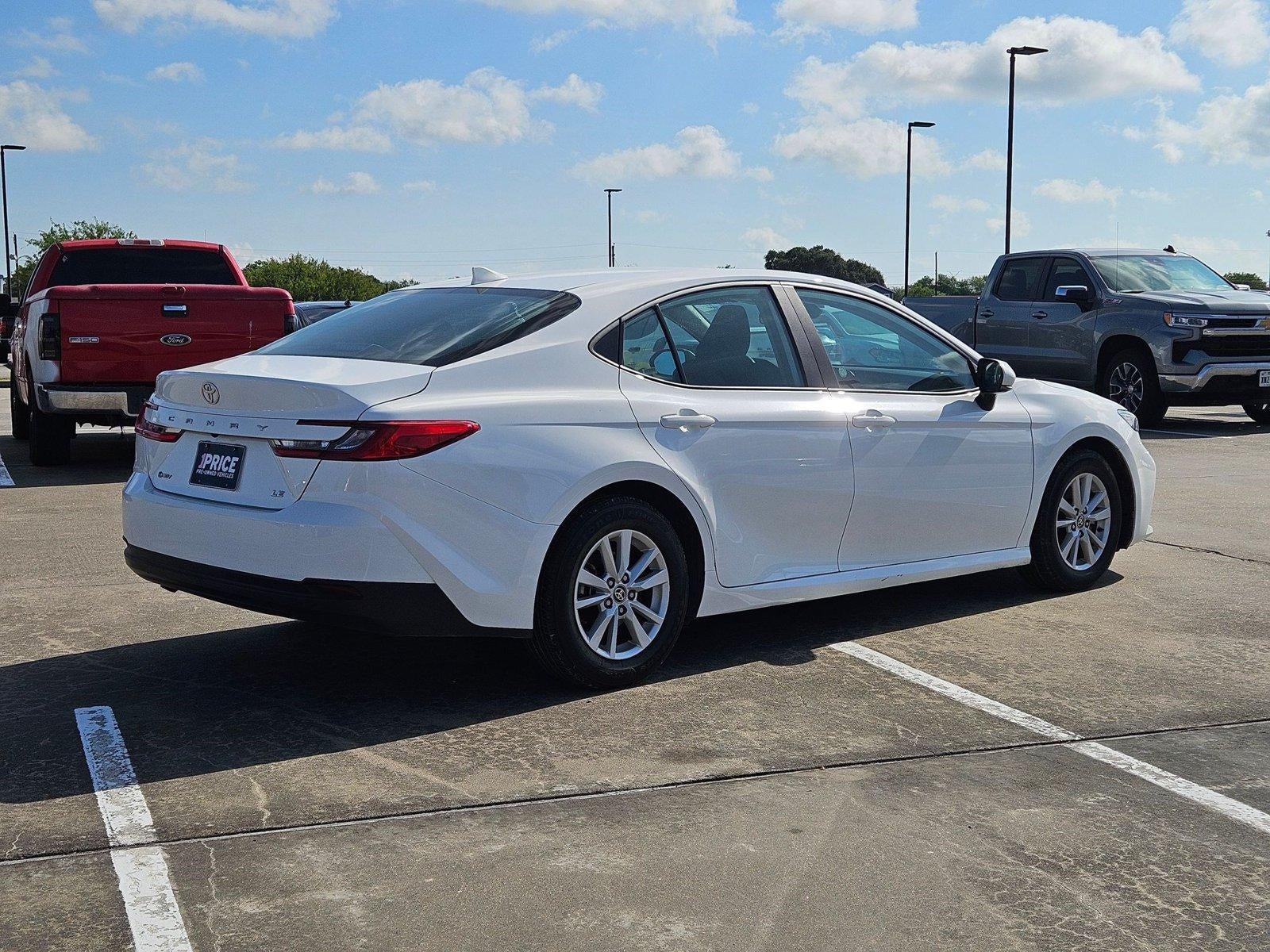 2025 Toyota Camry LE