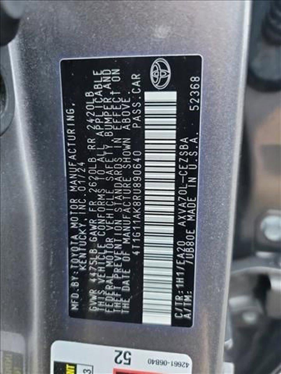 2024 Toyota Camry SE