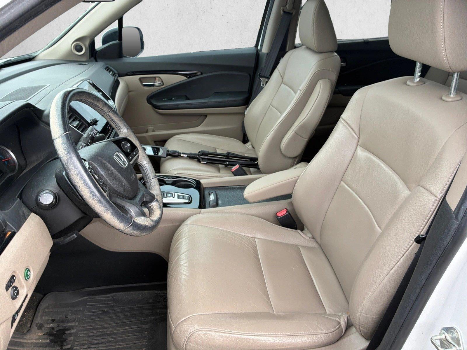 2021 Honda Pilot Touring 8-Passenger