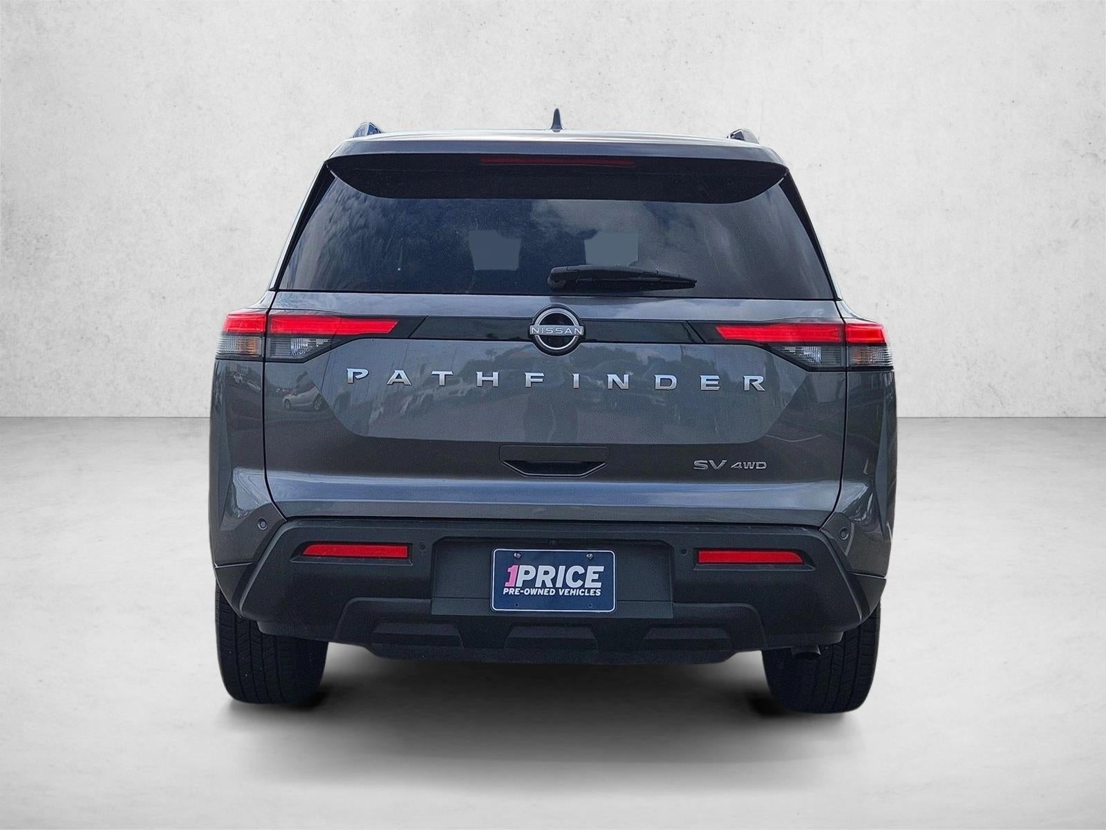 2024 Nissan Pathfinder SV