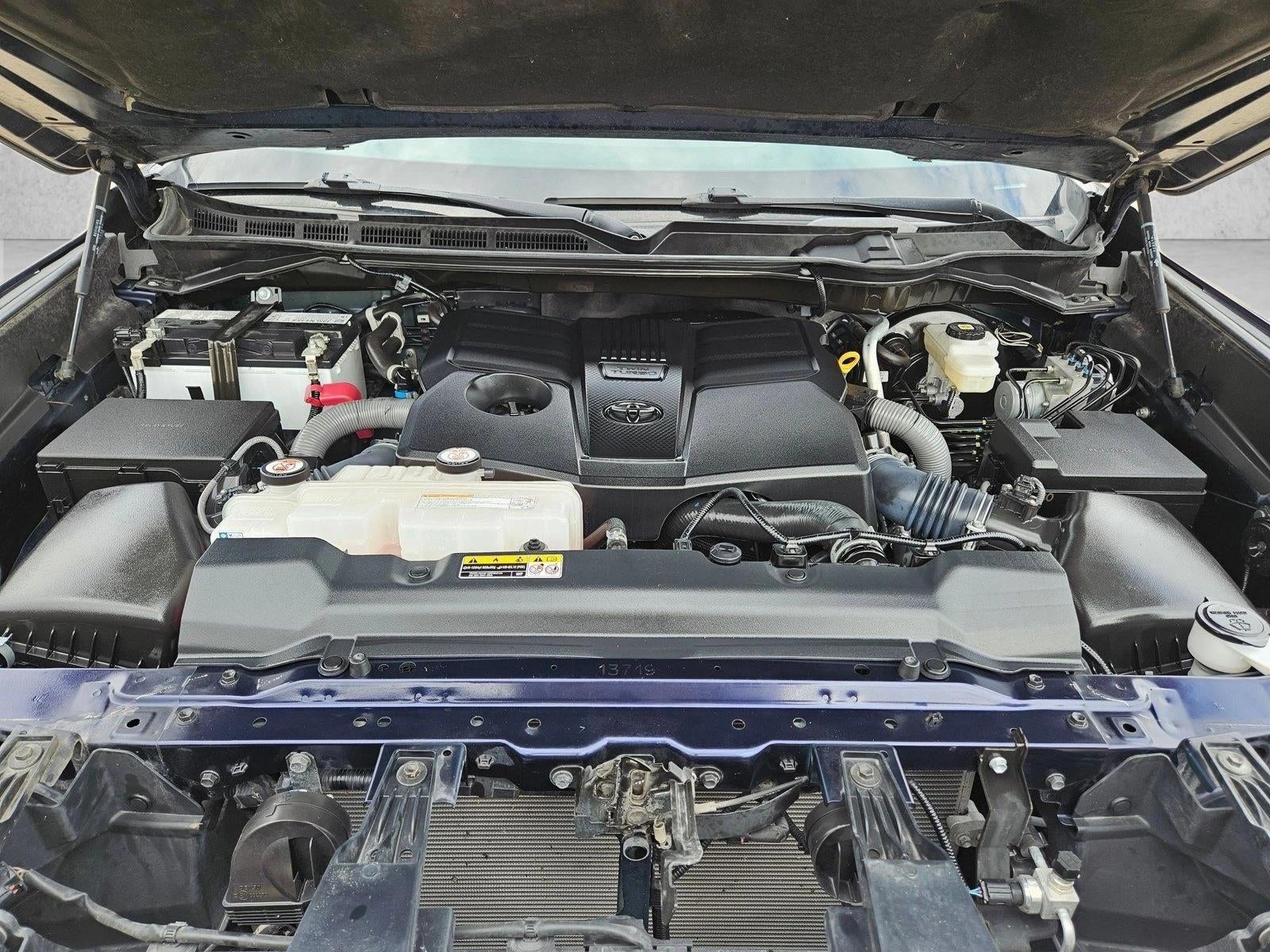 2024 Toyota Tundra 4WD SR5