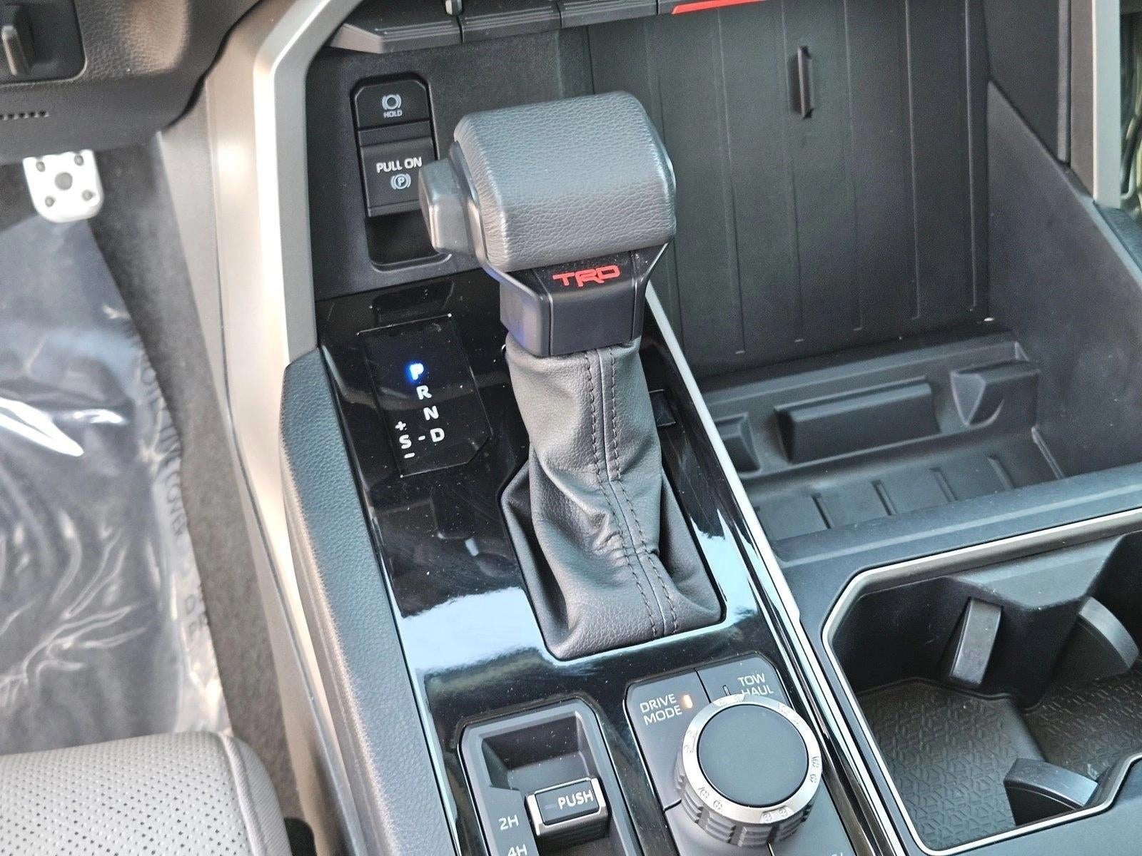 2022 Toyota Tundra 4WD SR5