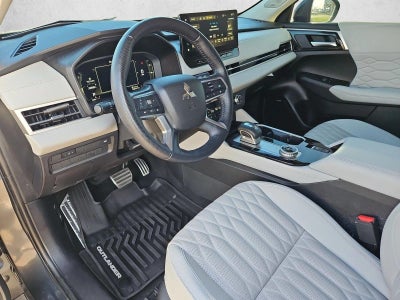 2025 Mitsubishi Outlander SEL