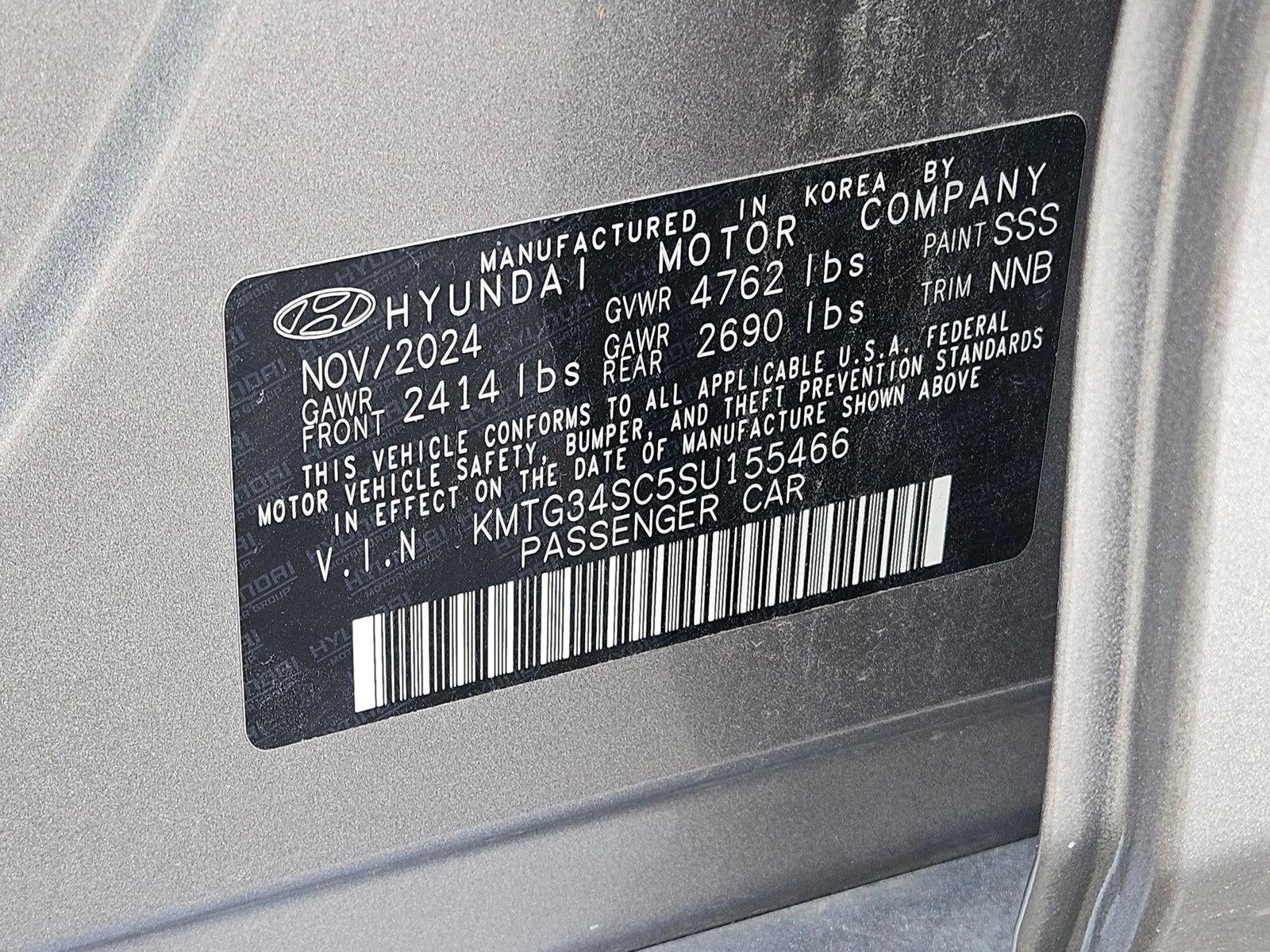 2025 Genesis G70 2.5T