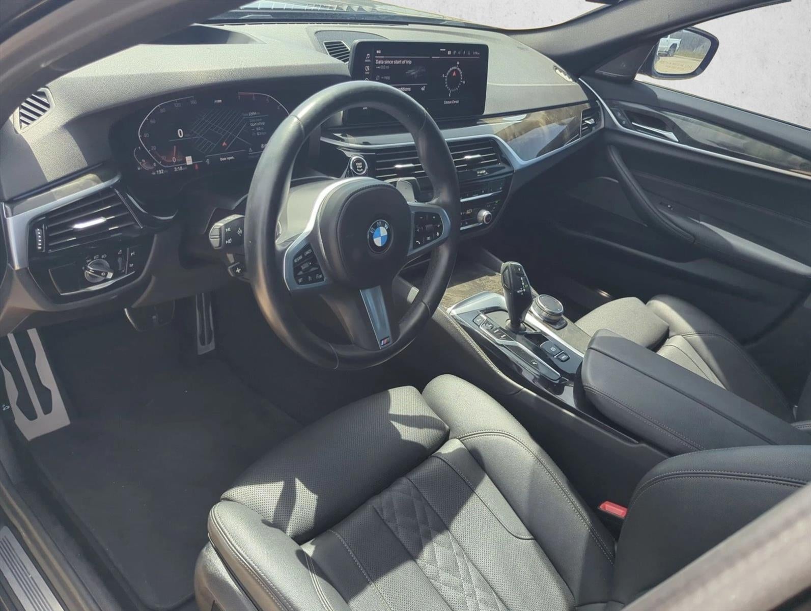 2023 BMW 530 i
