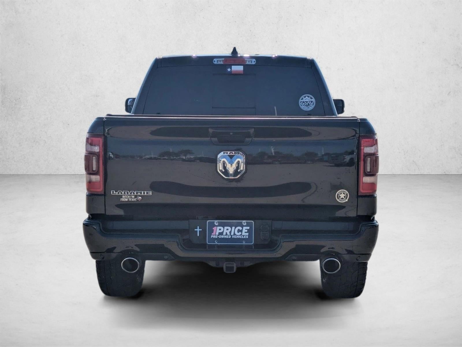 2022 RAM 1500 Laramie Crew Cab 4x2 5'7" Box