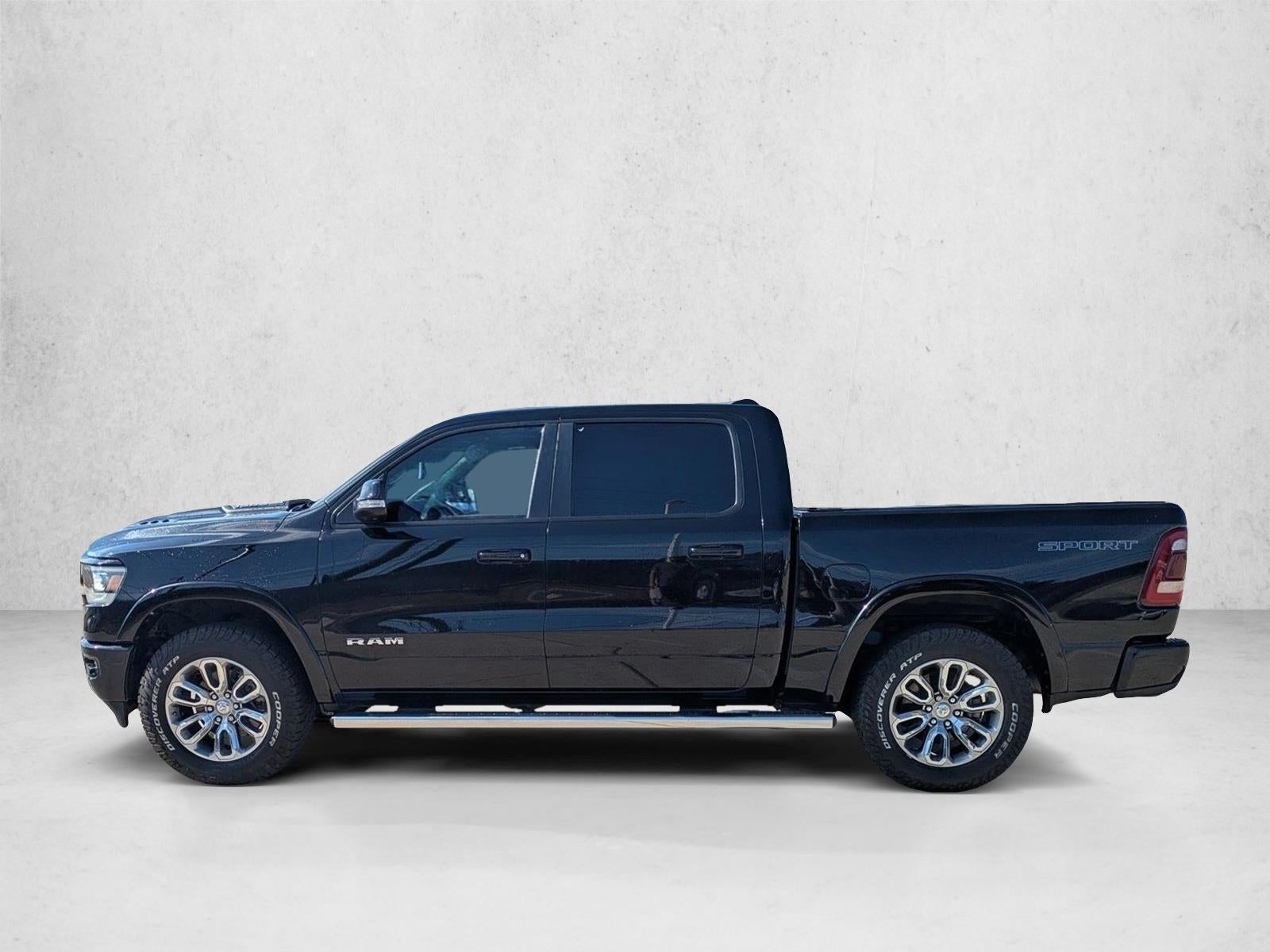 2022 RAM 1500 Laramie Crew Cab 4x2 5'7" Box