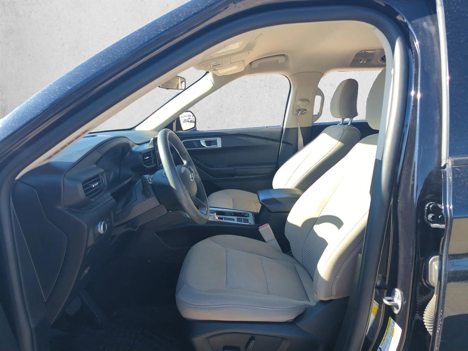 2021 Ford Explorer Base