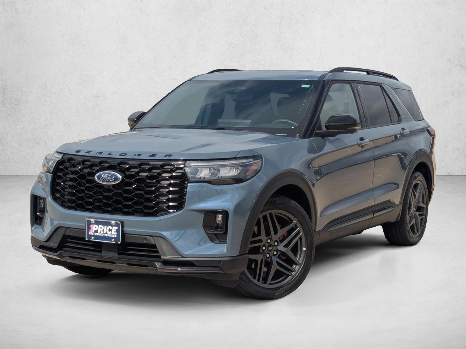 2025 Ford Explorer ST 4WD (PL535)'s photo