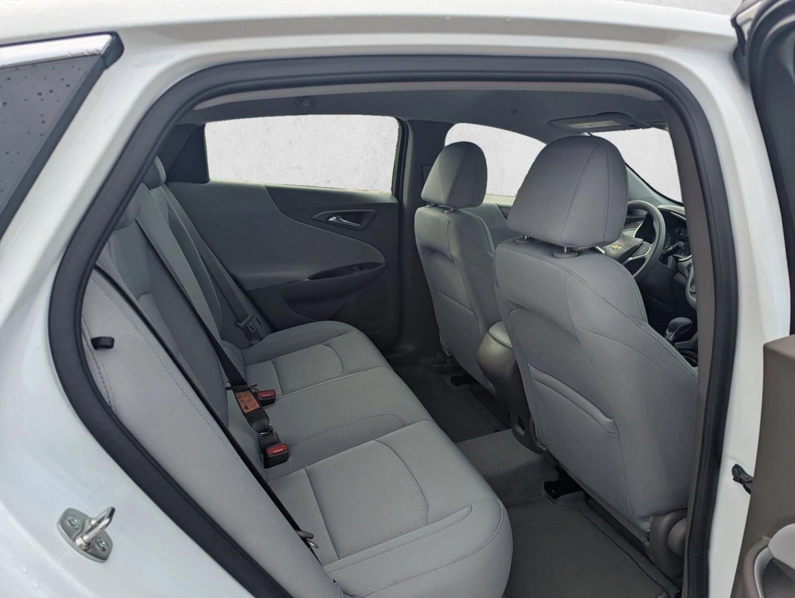 2025 Chevrolet Malibu LS