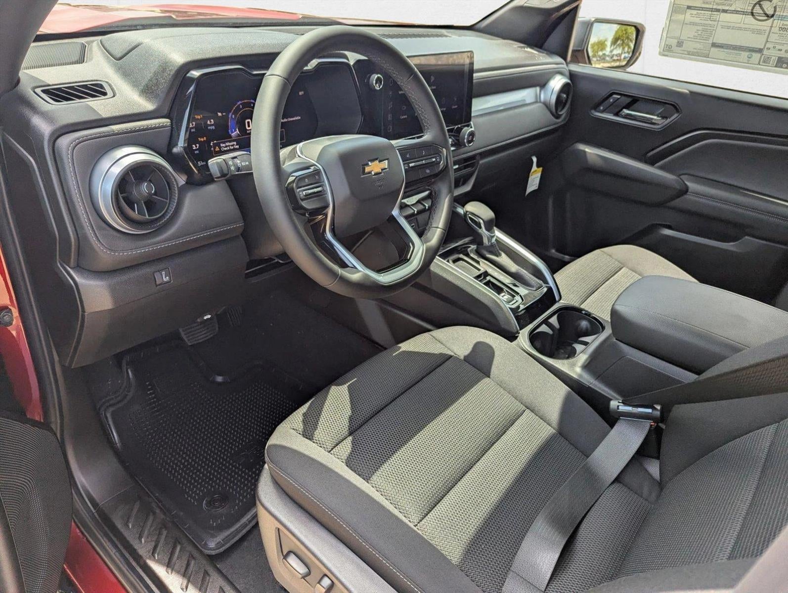 2025 Chevrolet Colorado WT/LT