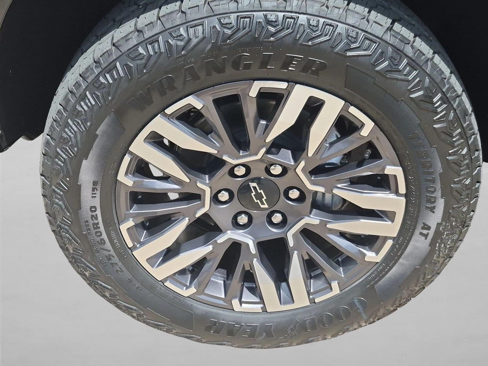 2026 Chevrolet Tahoe Z71 - Photo 10