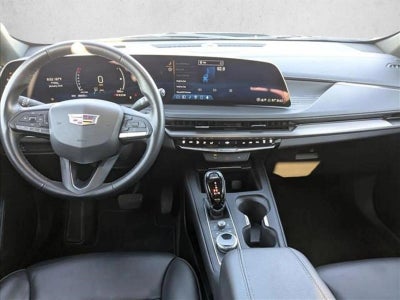 2025 Cadillac XT4 Premium Luxury