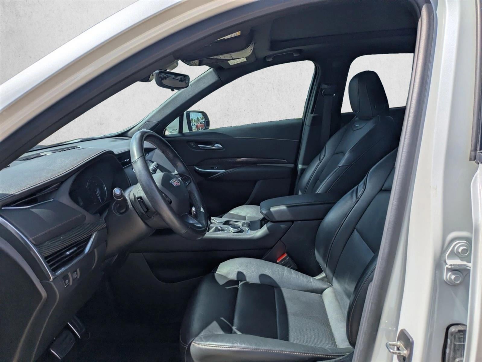 2022 Cadillac XT4 FWD Sport
