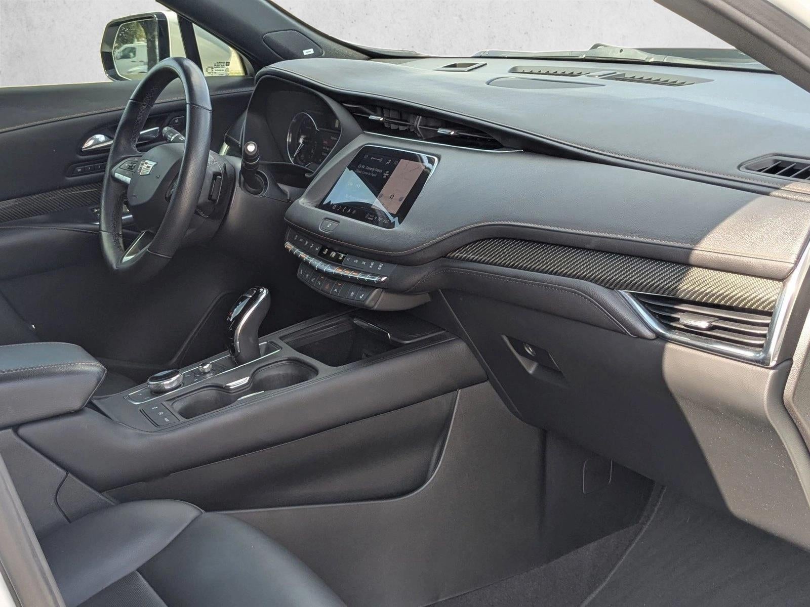 2022 Cadillac XT4 FWD Sport