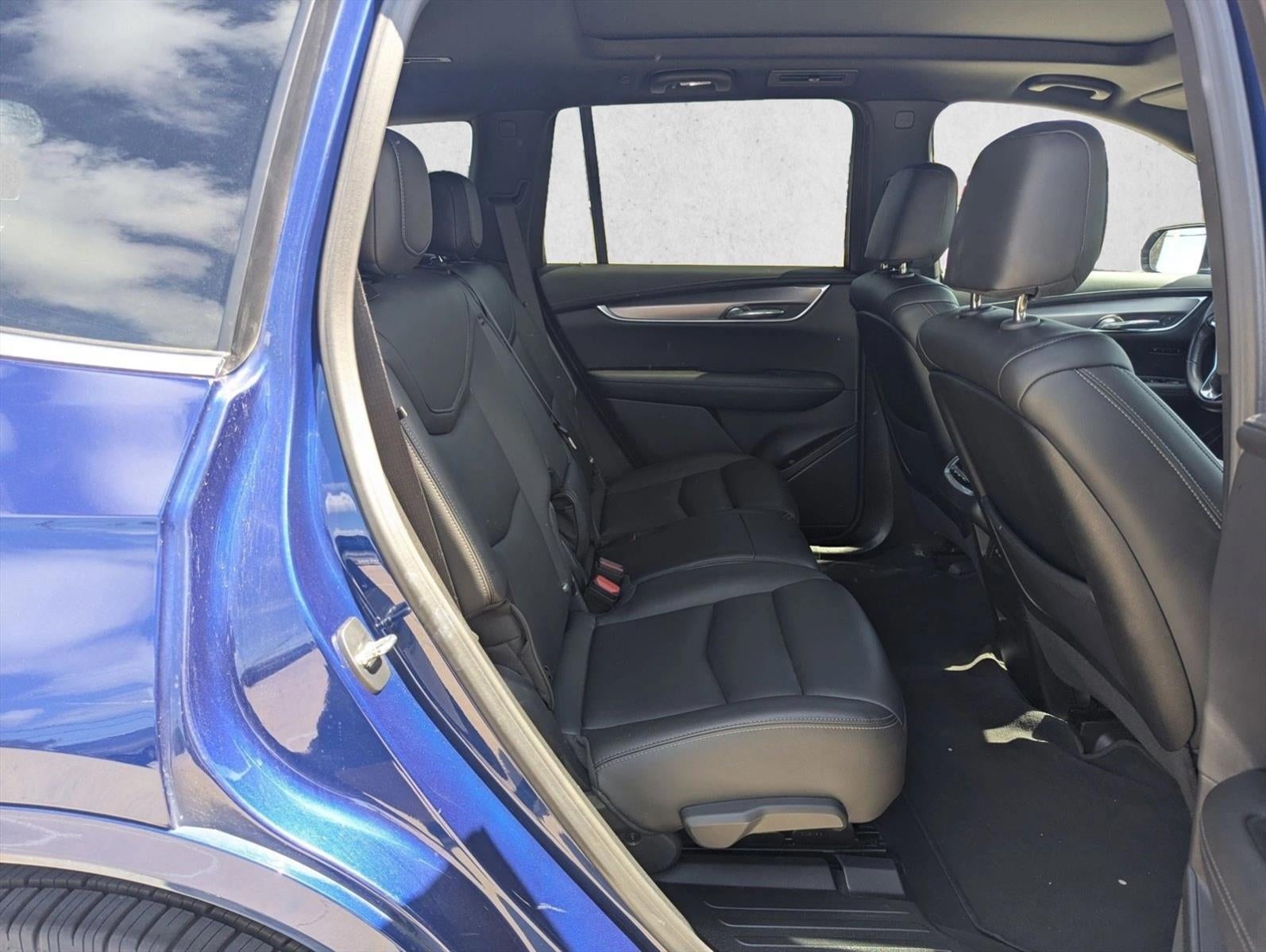 2023 Cadillac XT6 Luxury