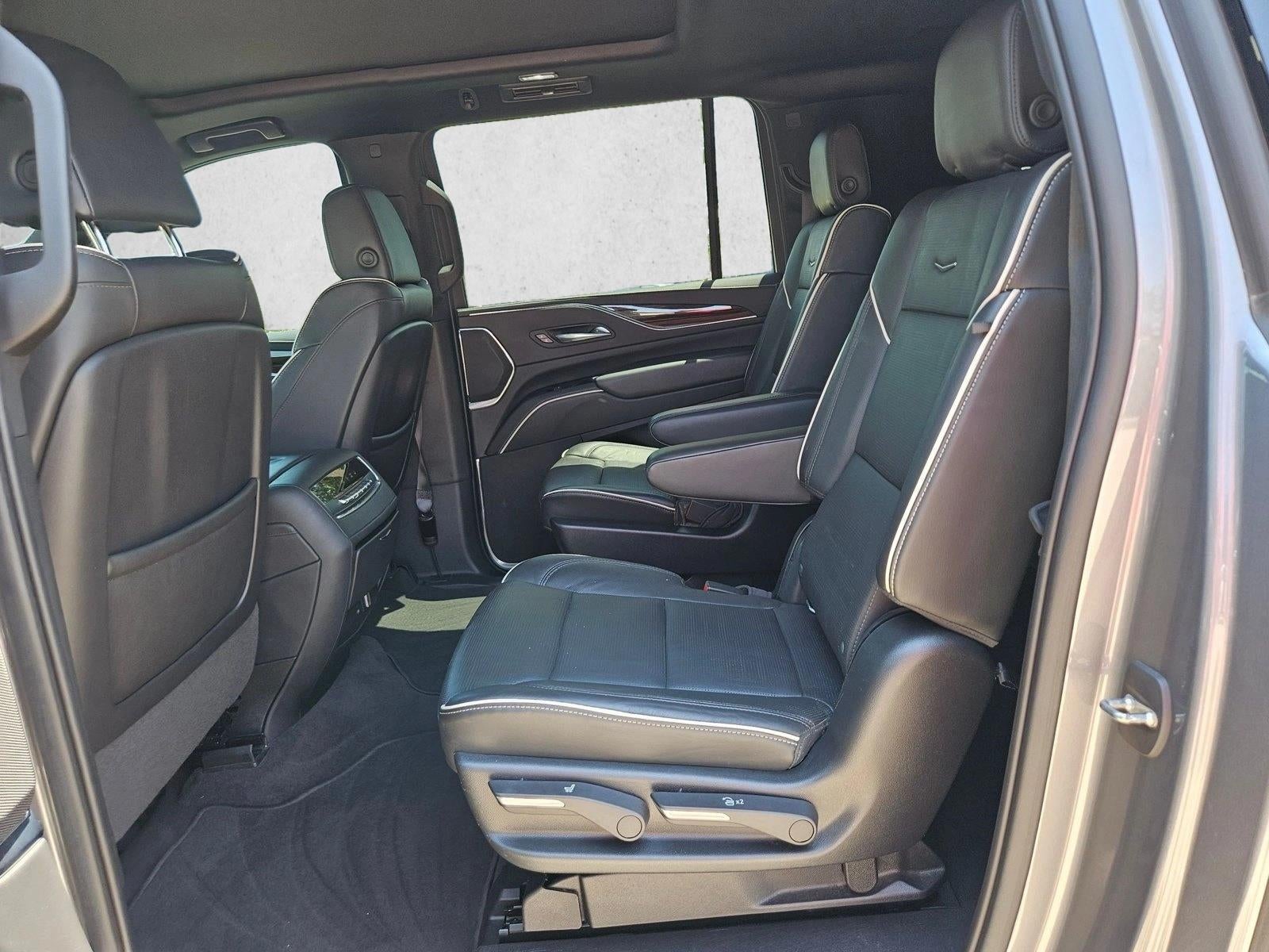 2022 Cadillac Escalade ESV Premium Luxury
