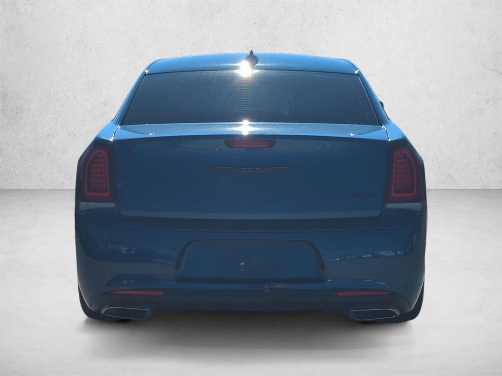 2023 Chrysler 300 Touring