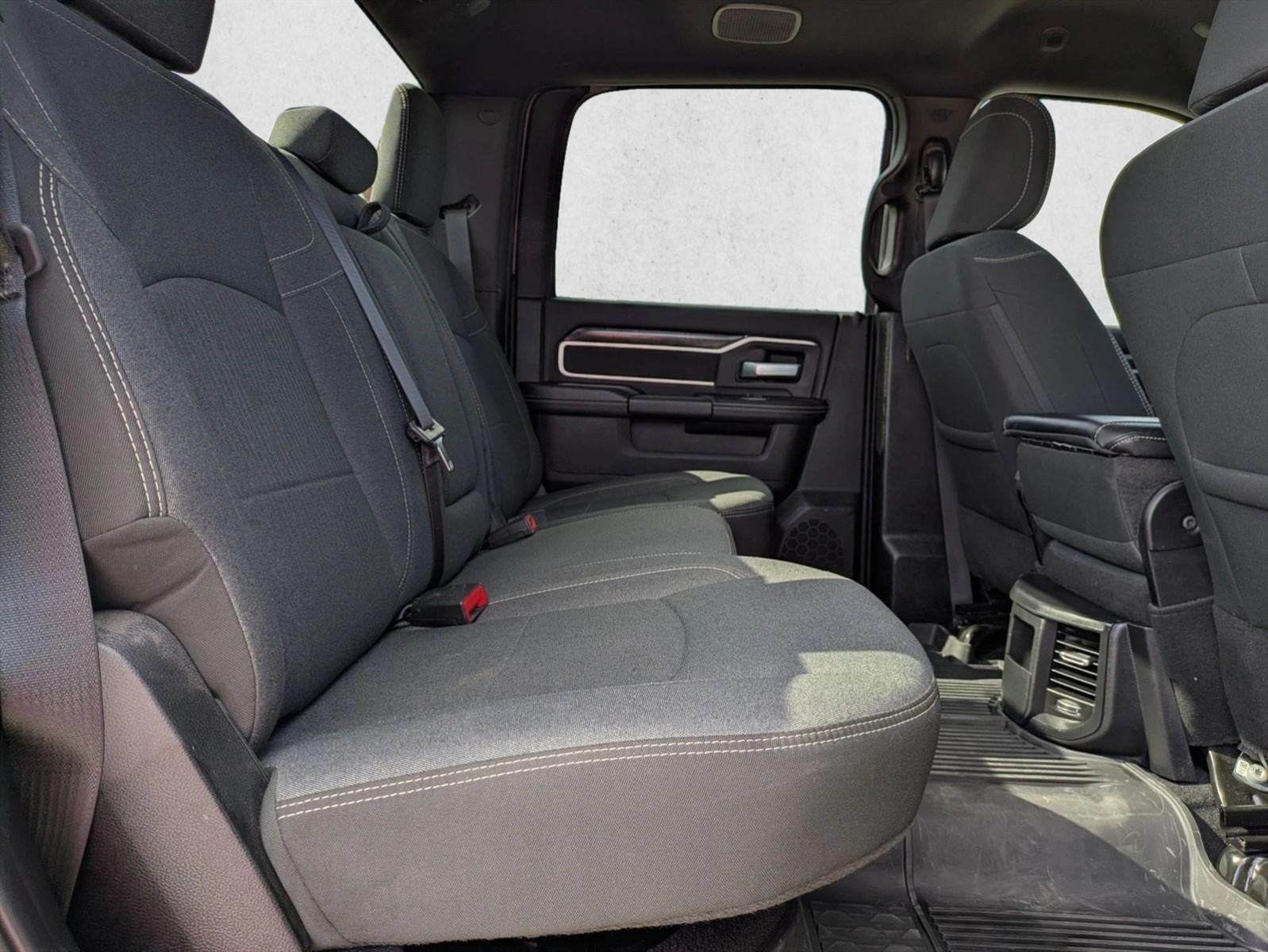 2024 RAM 3500 Big Horn Crew Cab 4x4 8' Box