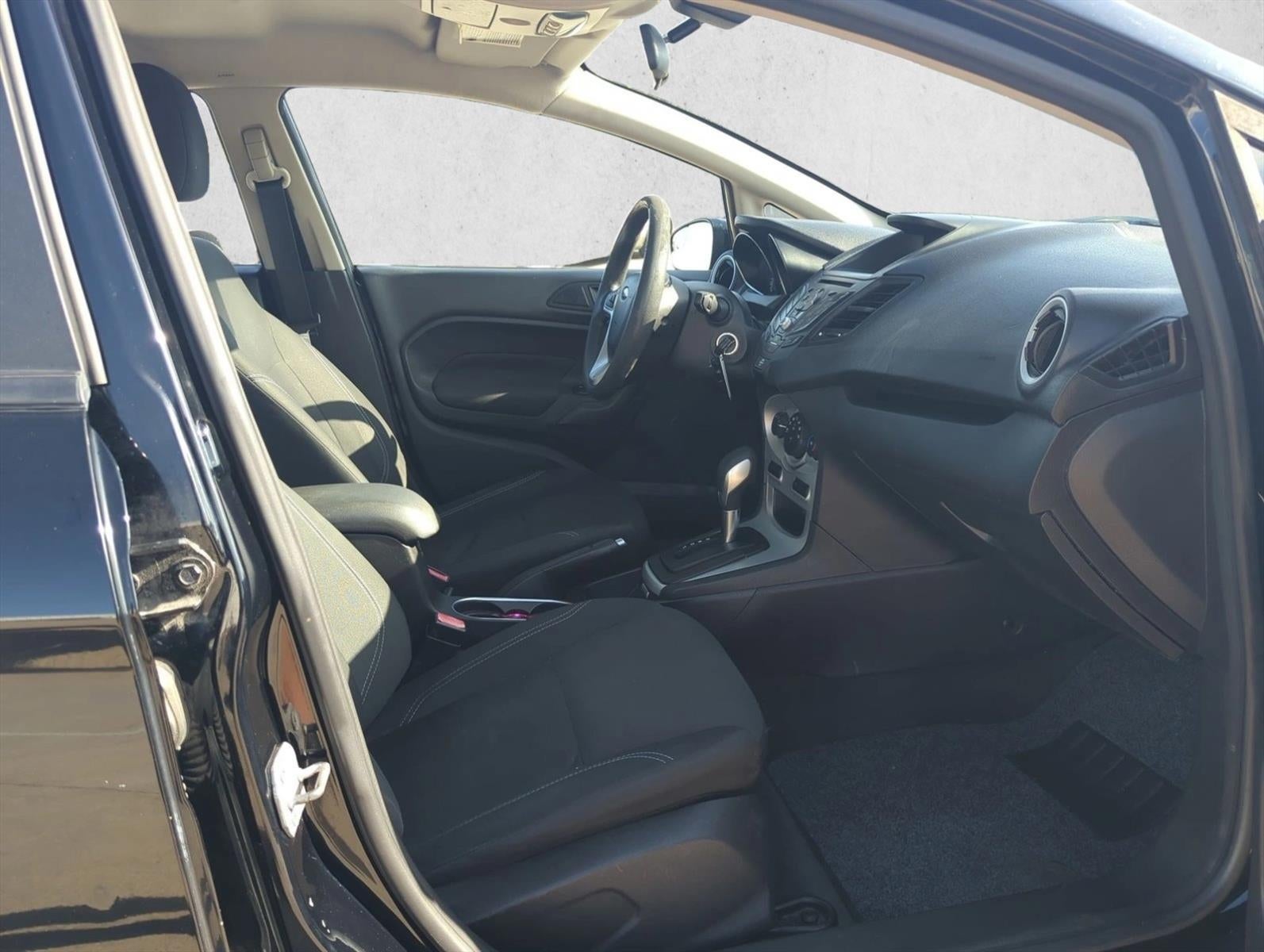 2017 Ford Fiesta SE