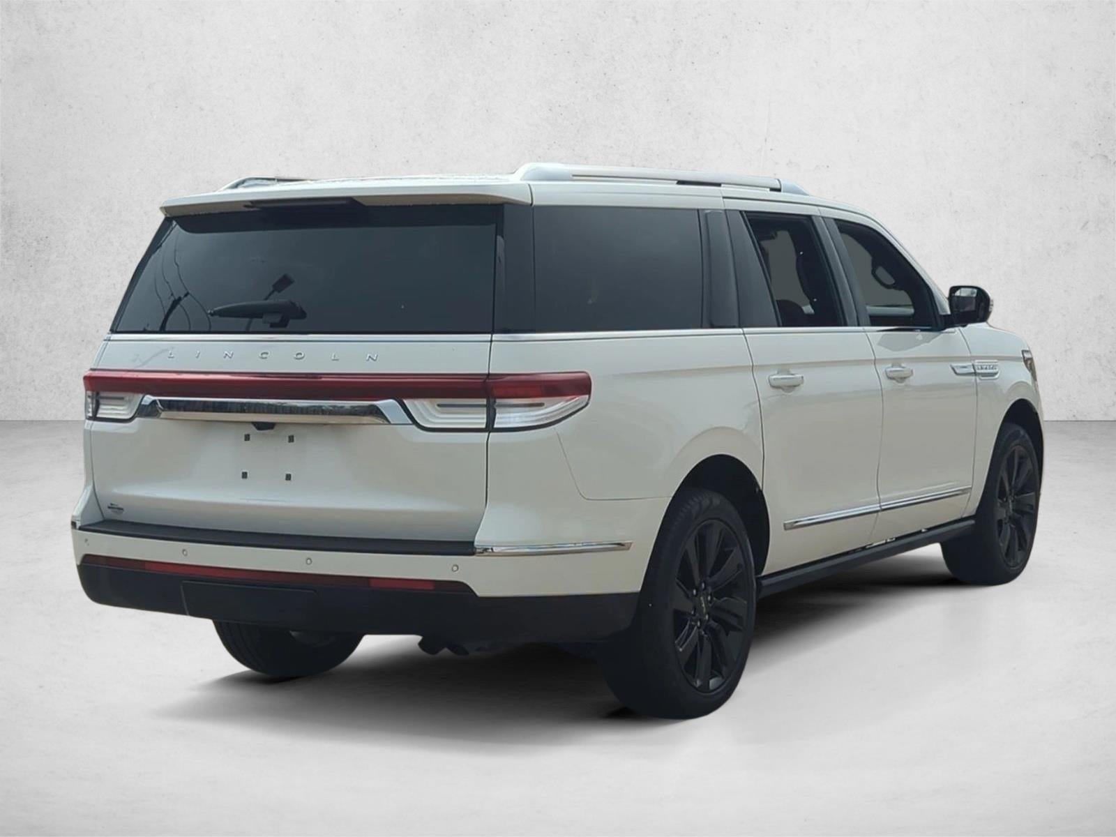 2023 Lincoln Navigator L Reserve