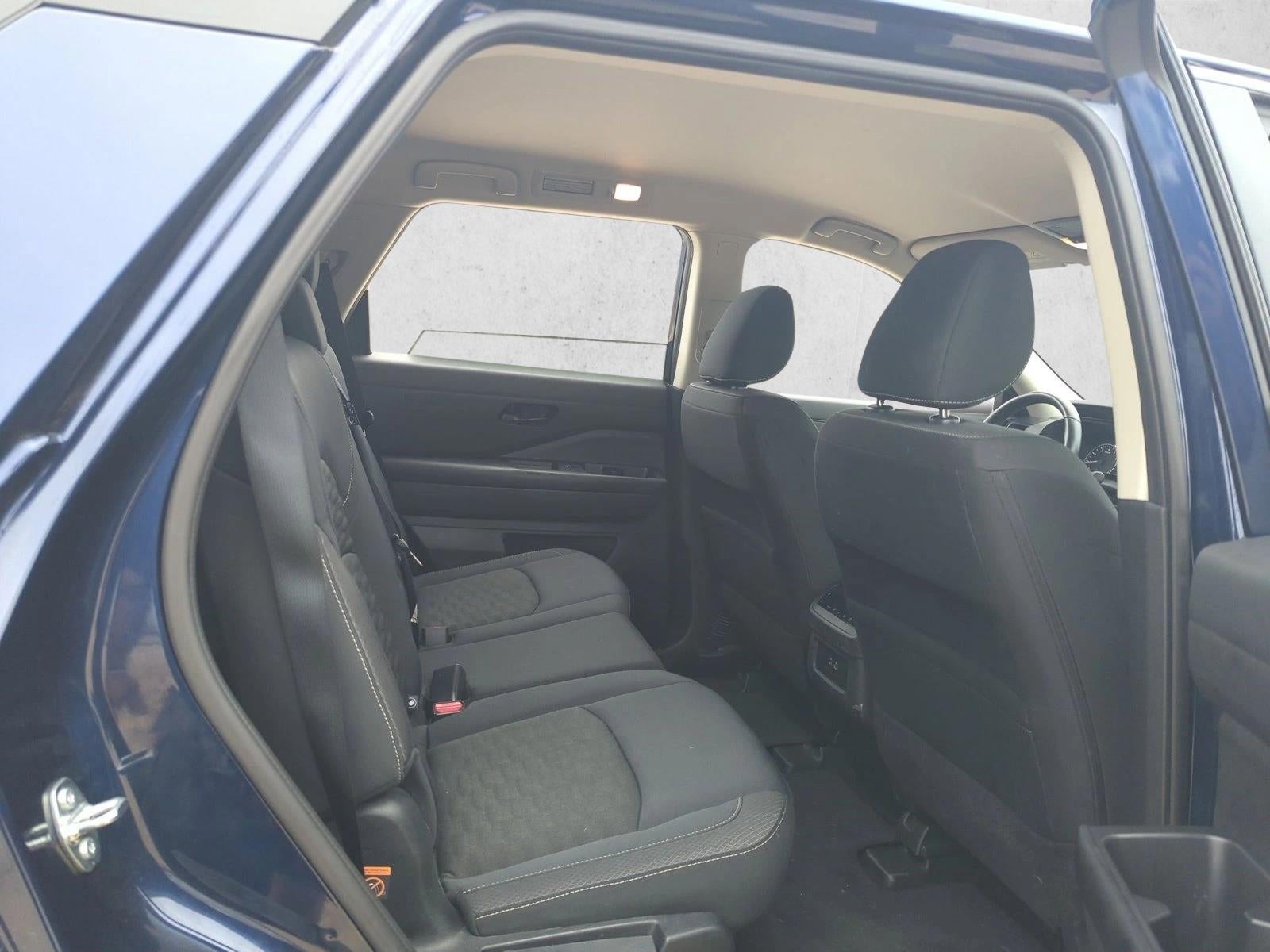 2025 Nissan Pathfinder SV FWD