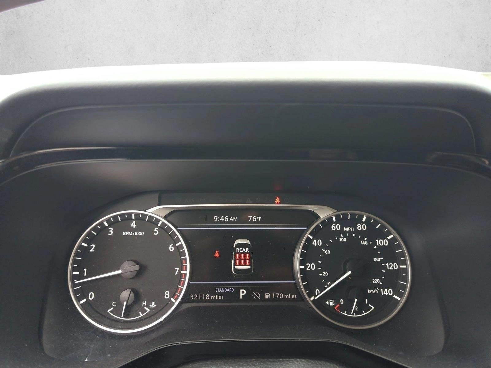 2025 Nissan Pathfinder SV