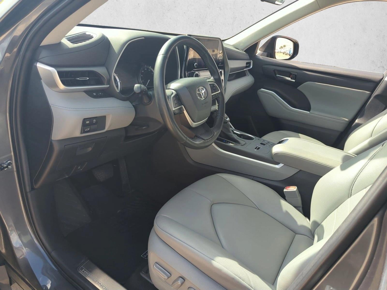 2023 Toyota Highlander L