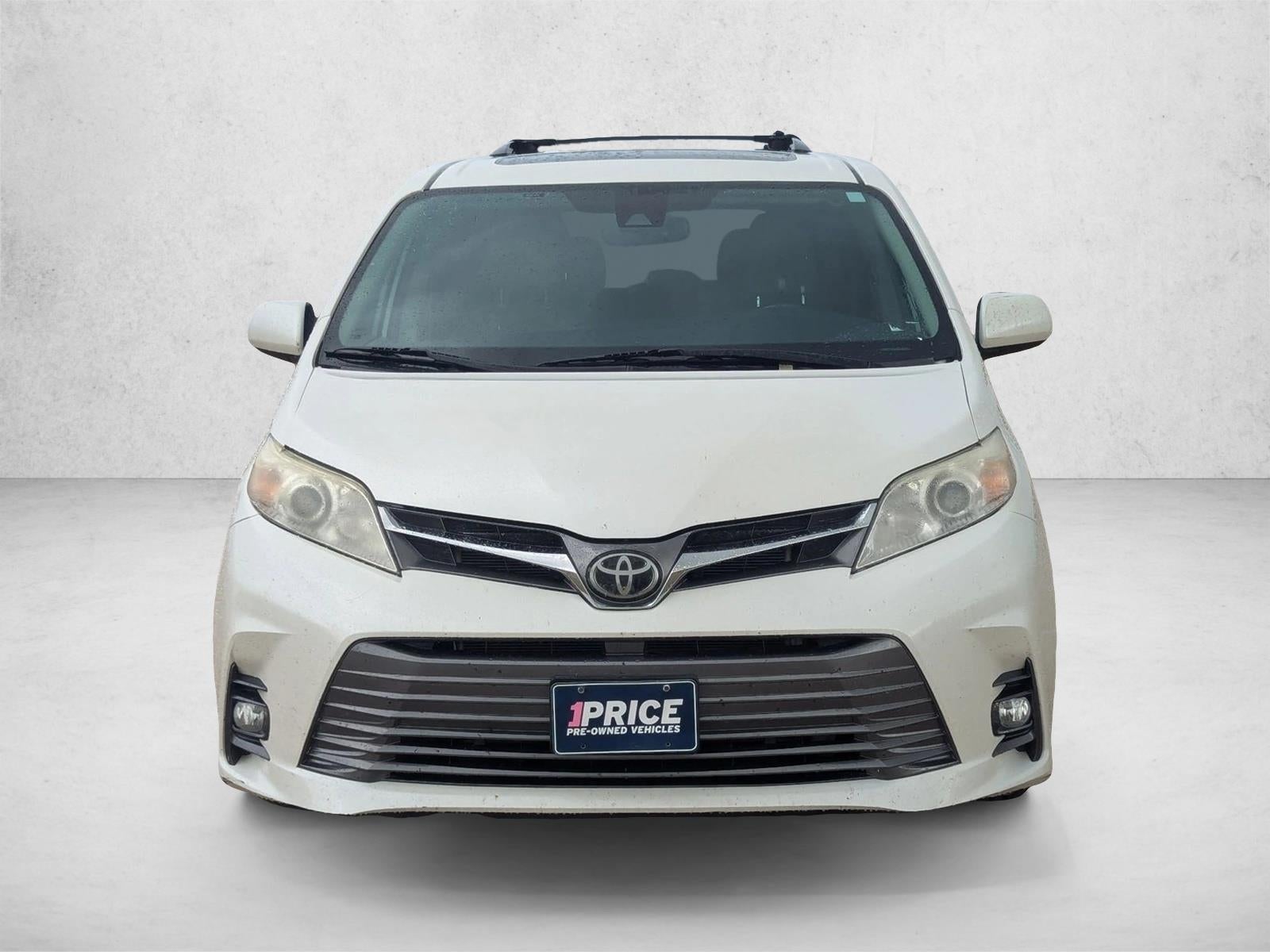 2019 Toyota Sienna XLE 8 Passenger