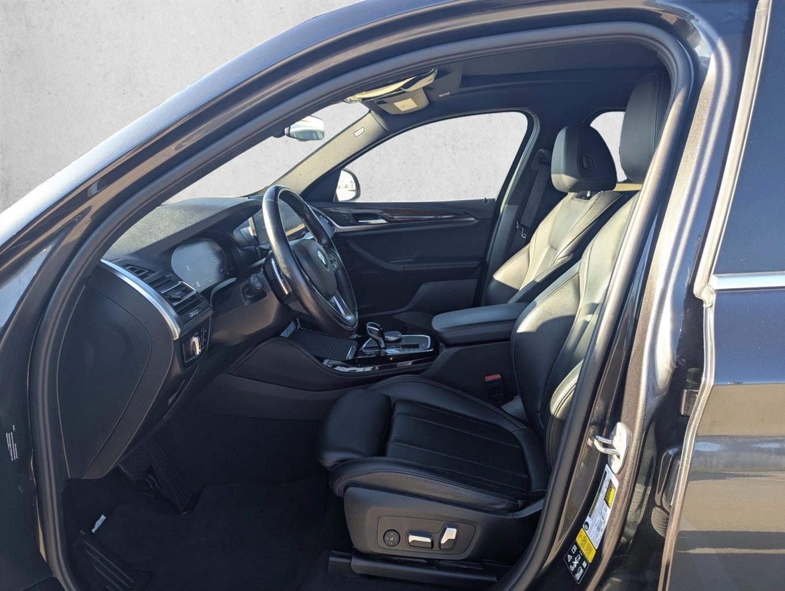 2023 BMW X4 xDrive30i