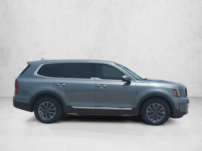 2023 Kia Telluride LX