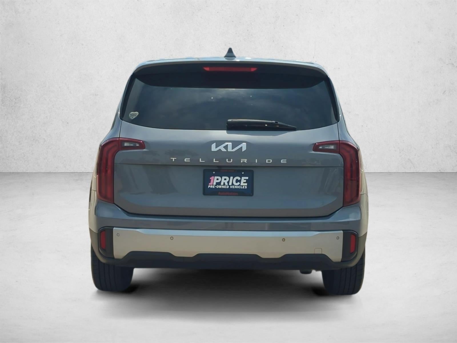 2023 Kia Telluride LX