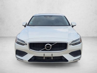 2020 Volvo S60 Momentum