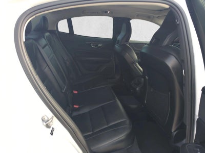 2020 Volvo S60 Momentum