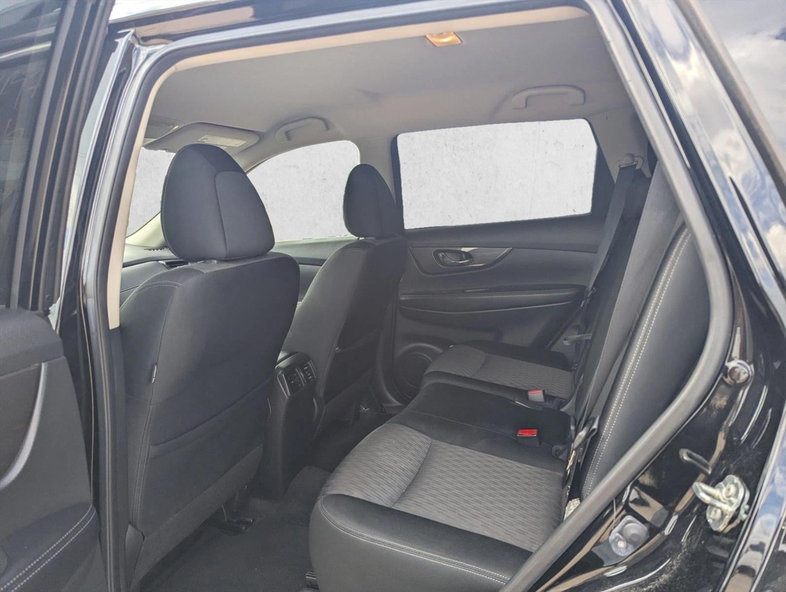 2020 Nissan Rogue SV FWD