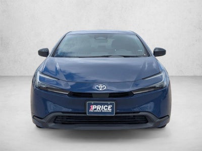 2025 Toyota Prius LE