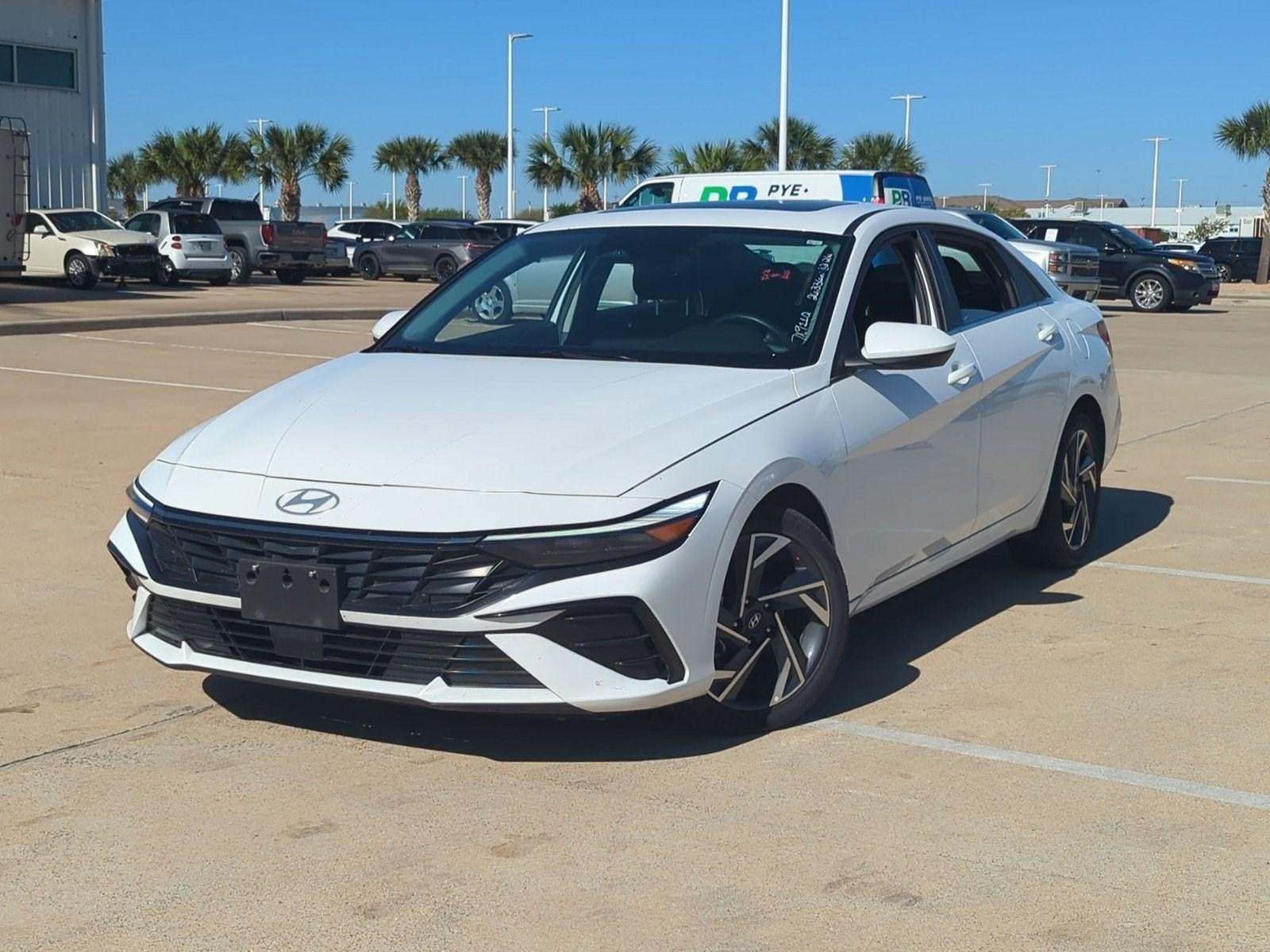 2025 Hyundai Elantra SEL