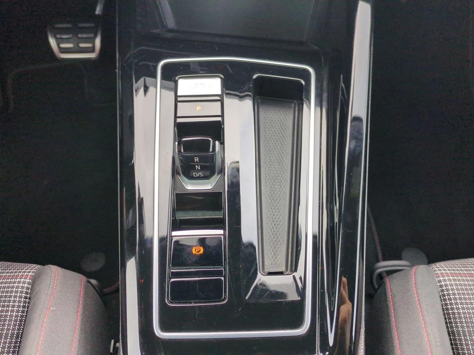 2024 Volkswagen Golf GTI S