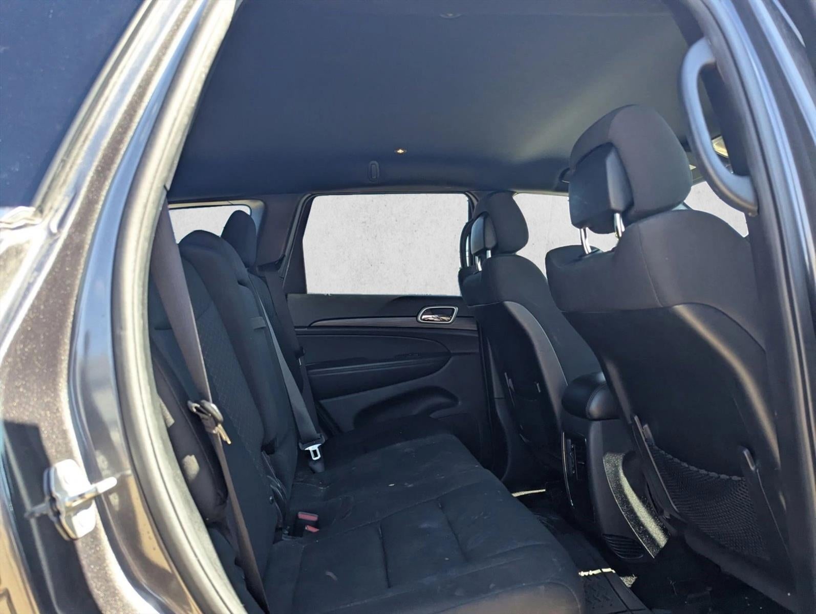 2020 Jeep Grand Cherokee Laredo E 4x2