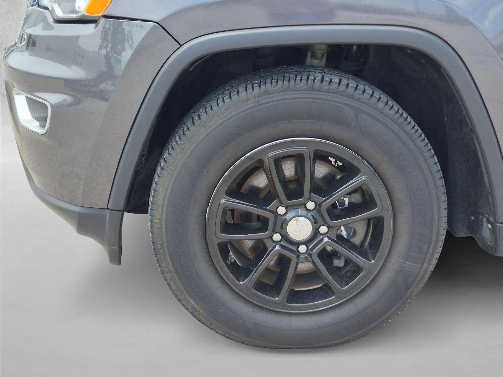 2020 Jeep Grand Cherokee Laredo E 4x2