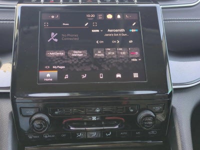 2022 Jeep Grand Cherokee Laredo 4x4